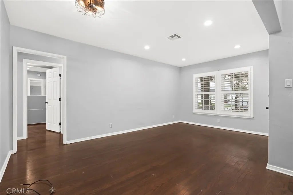 Additional image 39 of 2117 N Screenland Dr, Burbank, CA 91505