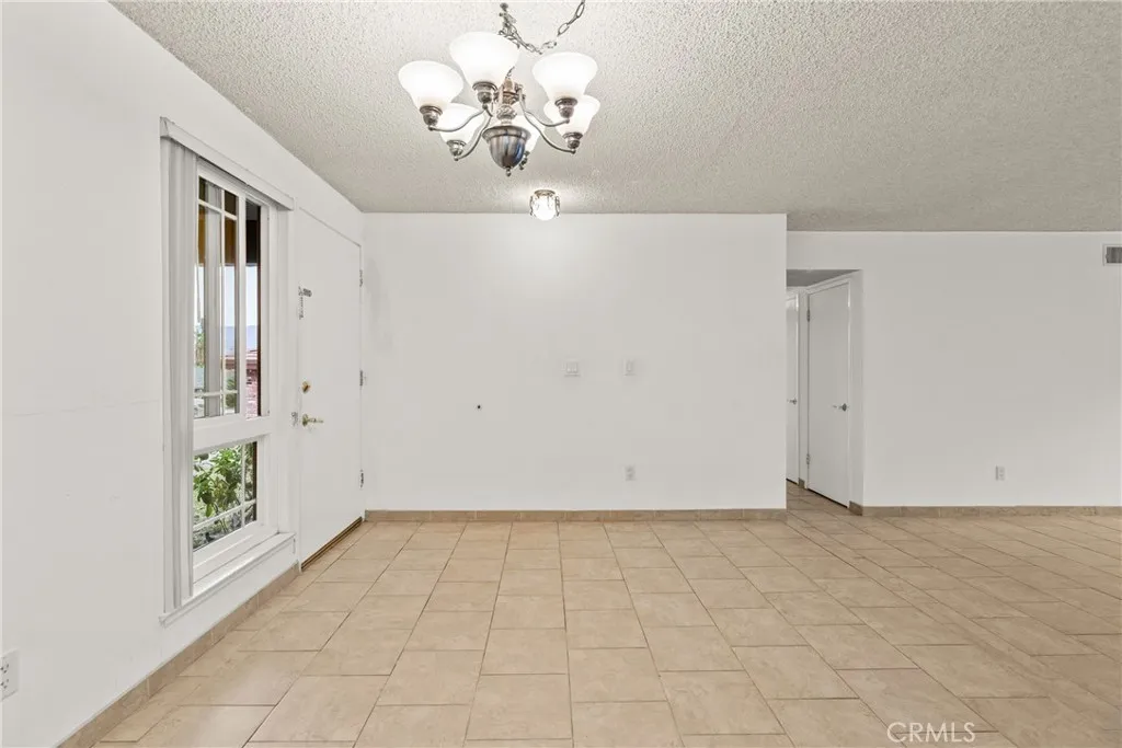 Additional image 61 of 29147 Lotusgarden Dr, Canyon Country, CA 91387