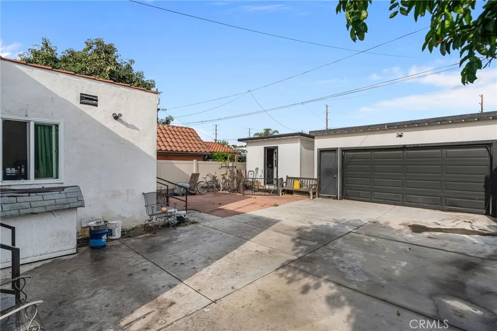 Additional image 78 of 827 E 97th St, Los Angeles, CA 90002
