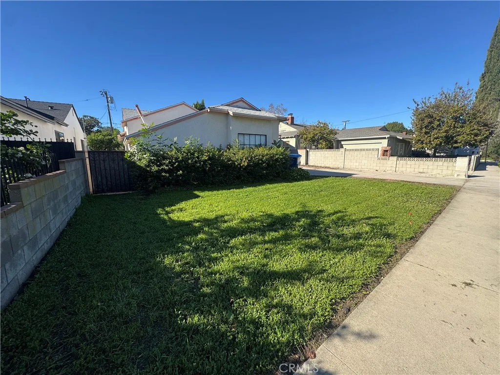 Additional image 4 of 6853 Willis Avenue, Van Nuys, CA 91405