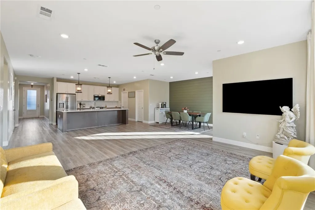 Additional image 17 of 3731 N Summers Court, Visalia, CA 93291