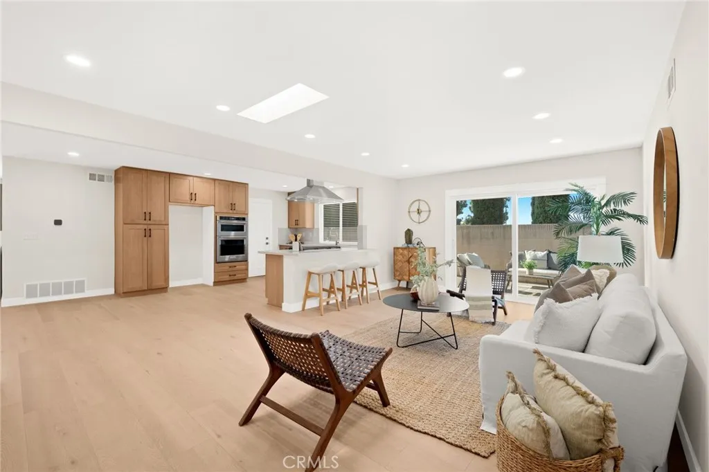 Additional image 30 of 2201 E Oakmont Ave, Orange, CA 92867