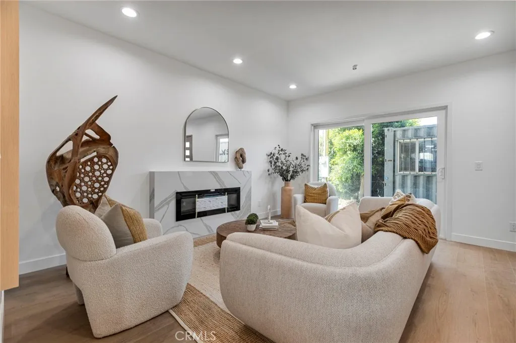 Additional image 5 of 1010 W 223rd Street Unit 3, Torrance, CA 90502