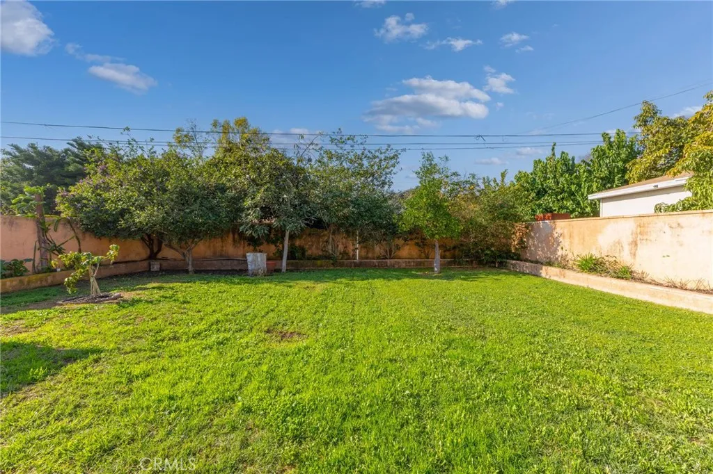 Additional image 74 of 1410 S Olive St, Santa Ana, CA 92707