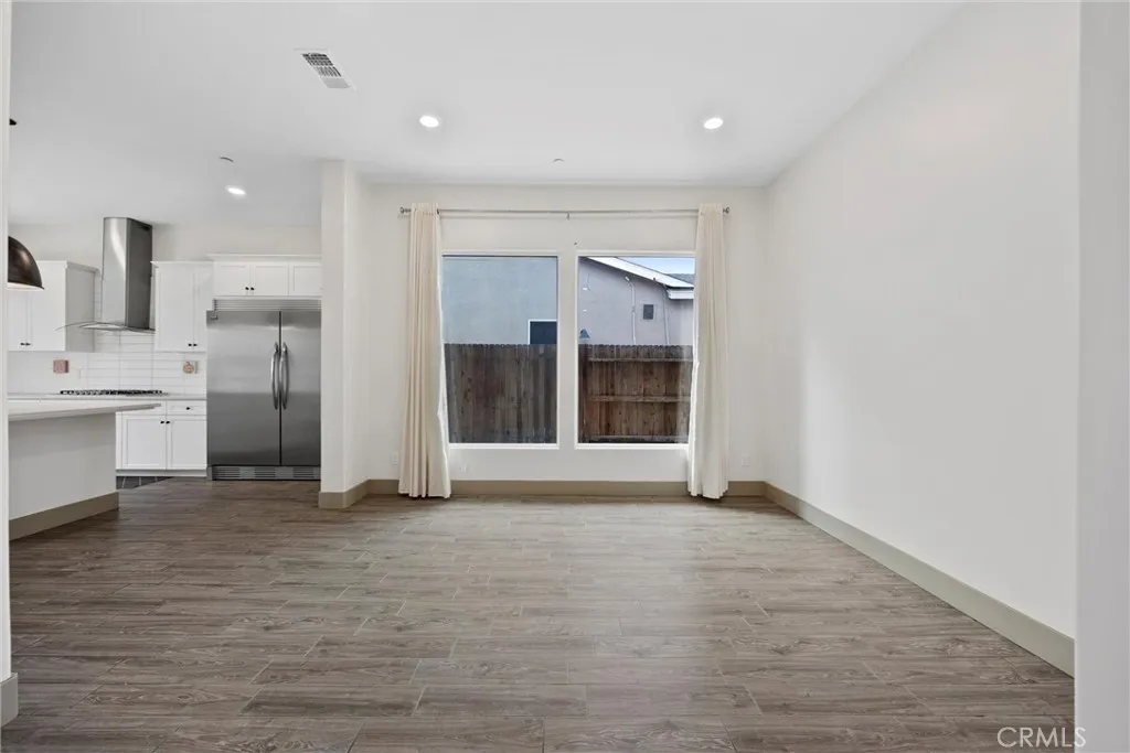 Additional image 20 of 5913 Hawthorn Tree Ln, Bakersfield, CA 93313