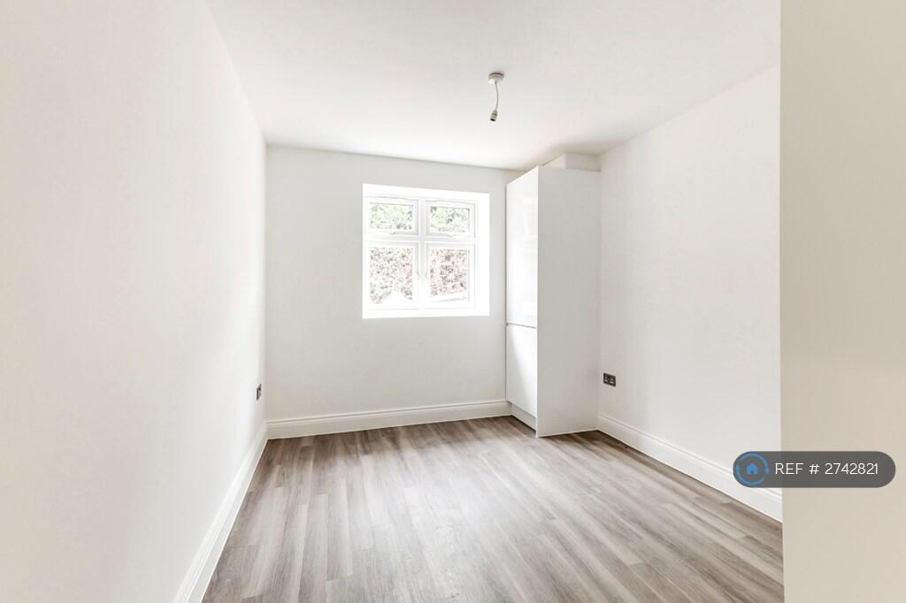 房产图片 12 - Hatfield Roe Green Close, AL10