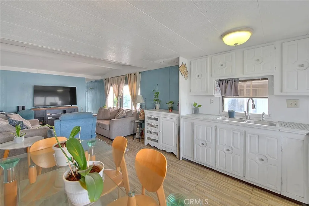 Additional image 5 of 17333 Valley Blvd Unit 15E, Fontana, CA 92335