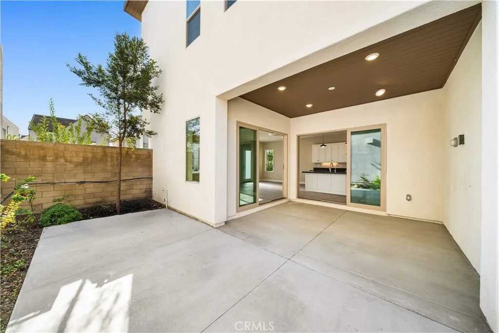 Additional image 32 of 157 Scale, Irvine, CA 92618