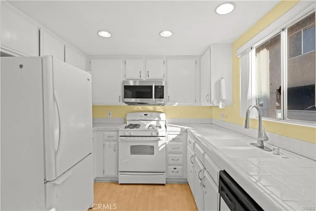 Additional image 56 of 15069 Mulberry Dr Unit 21, Whittier, CA 90604