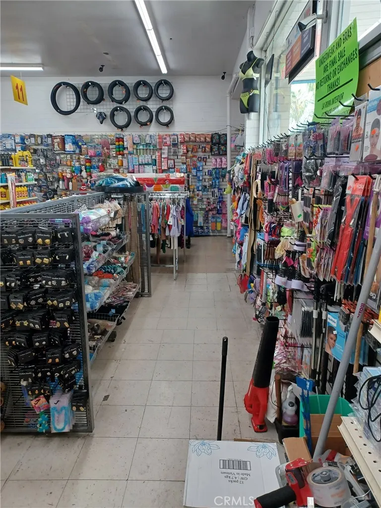 Additional image 20 of 1905 S Garey Ave, Pomona, CA 91766