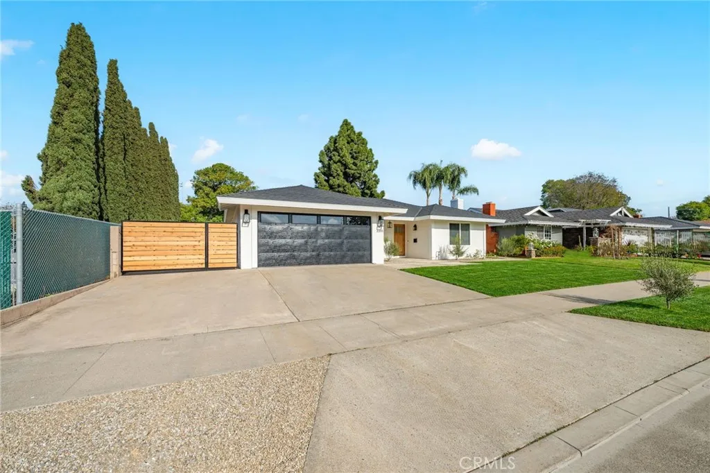 Additional image 5 of 2201 E Oakmont Ave, Orange, CA 92867