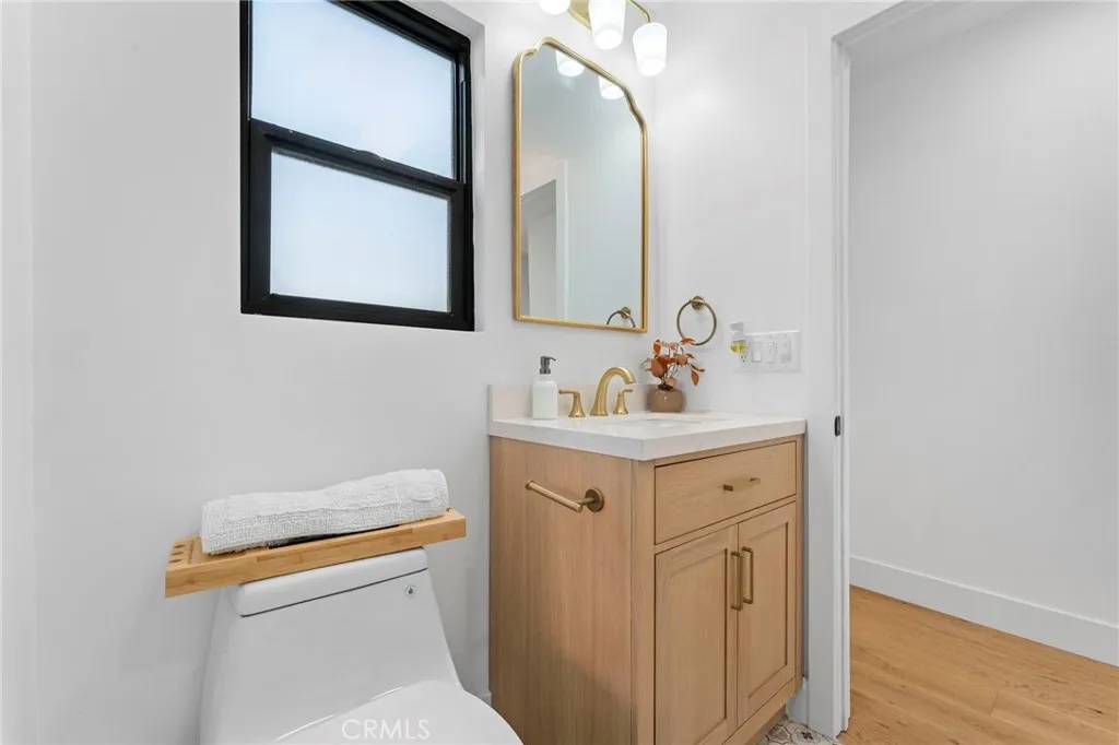 Additional image 16 of 5334 S Hillcrest Drive, Los Angeles, CA 90043