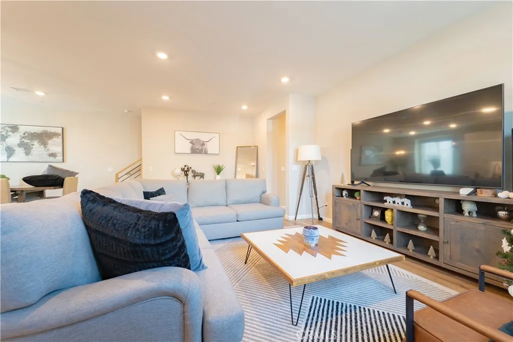 Additional image 3 of 5664 Kate Way, Fontana, CA 92336