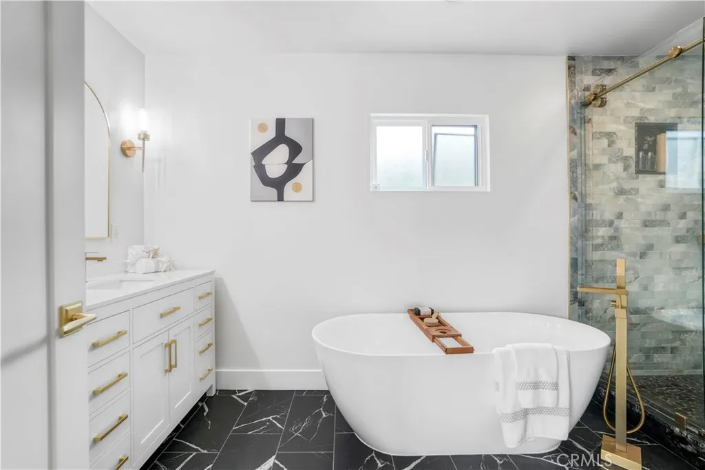 Additional image 81 of 6325 Long St, Los Angeles, CA 90043