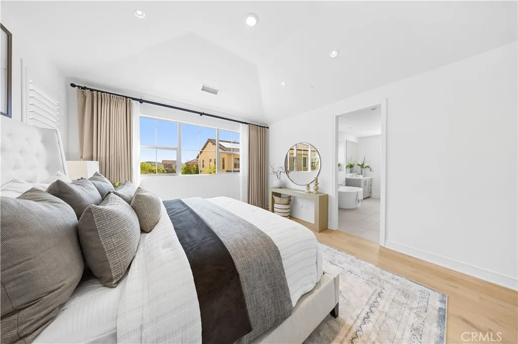 Additional image 74 of 106 Albero, Irvine, CA 92602