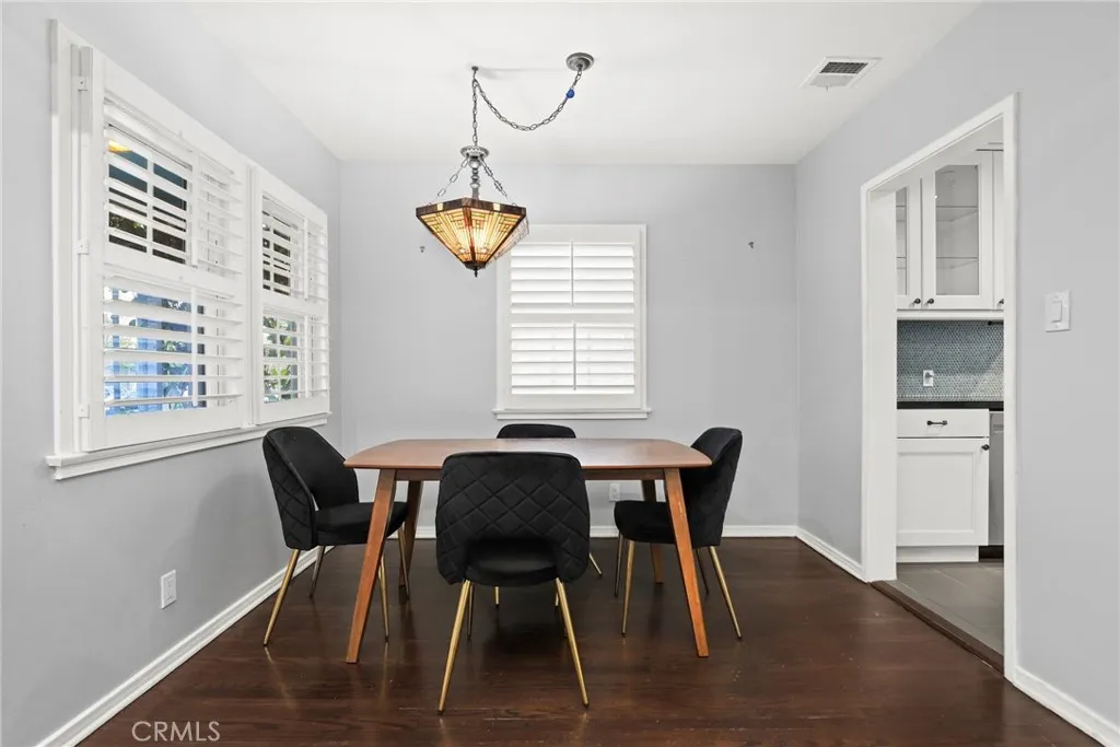 Additional image 40 of 2117 N Screenland Dr, Burbank, CA 91505