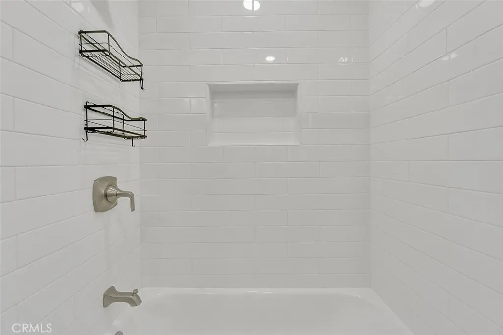 Additional image 54 of 3907 La Crescenta Avenue Unit 208, La Crescenta, CA 91214