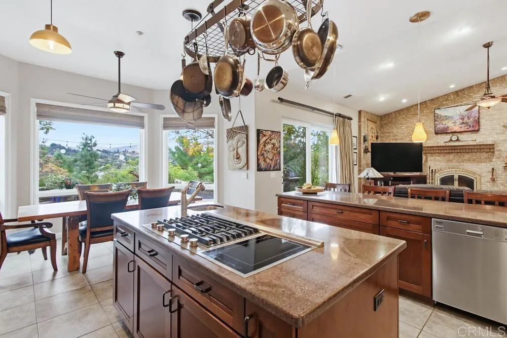 Additional image 81 of 10044 Silver Creek Ln, El Cajon, CA 92021