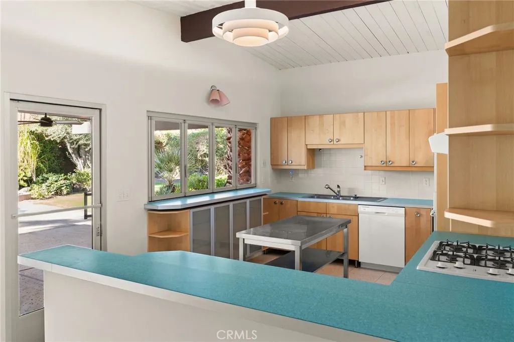 Additional image 71 of 683 S Bedford Dr, Palm Springs, CA 92264