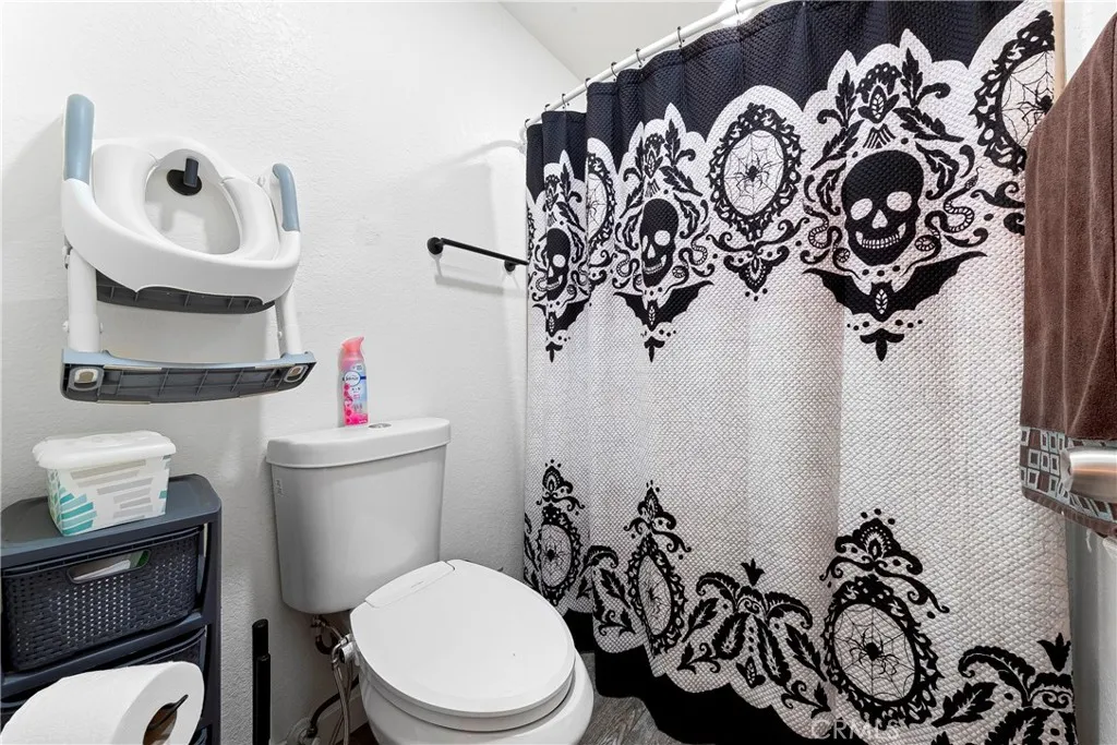 Additional image 21 of 36904 95th St E, Littlerock, CA 93543