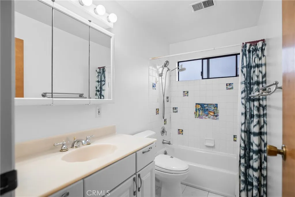 Additional image 32 of 801 Weeks St, East Palo Alto, CA 94303