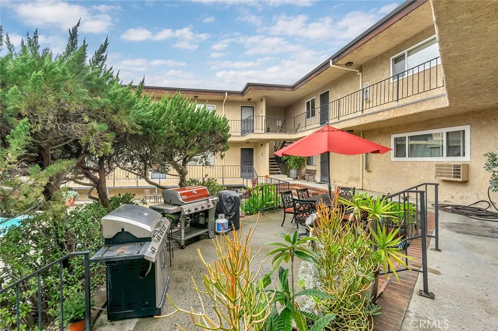 Additional image 72 of 3907 La Crescenta Avenue Unit 208, La Crescenta, CA 91214