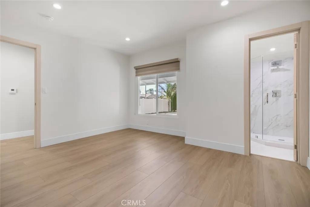 Additional image 54 of 6820 Encino Avenue, Van Nuys, CA 91406