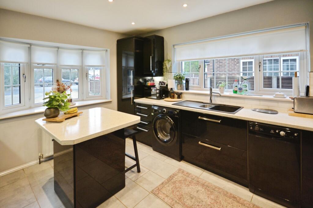 Additional image 3 of Holme Road, Hatfield, AL10