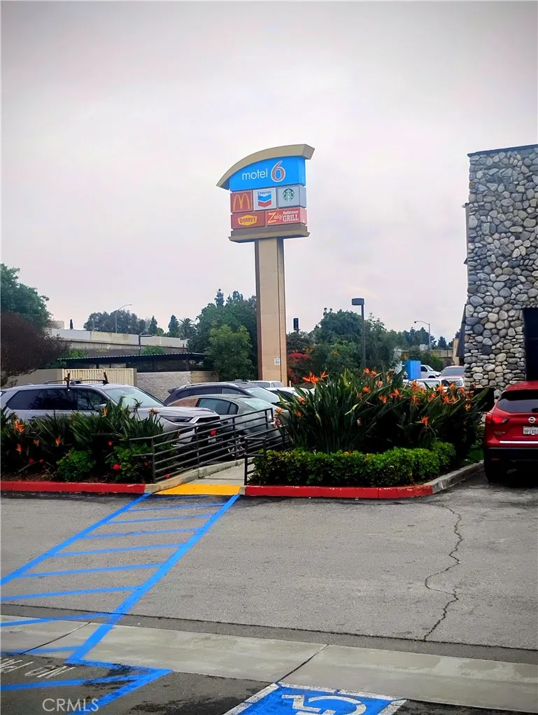 Additional image 37 of 806 S Indian Hill Blvd, Claremont, CA 91711