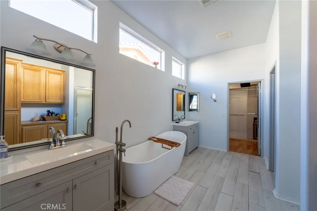 Additional image 3 of 1153 Woodburn Cir, Beaumont, CA 92223