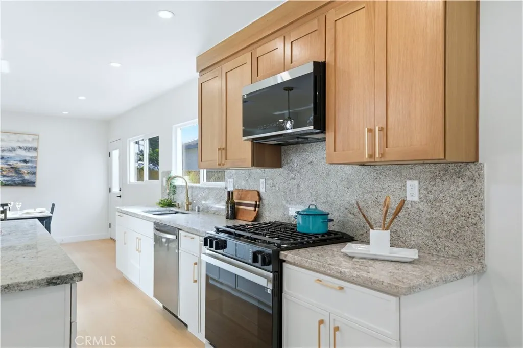 Additional image 8 of 5104 8th Avenue, Los Angeles, CA 90043