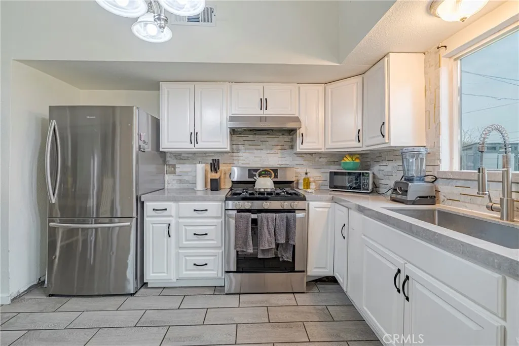 Additional image 15 of 1595 E 26th St, Merced, CA 95340