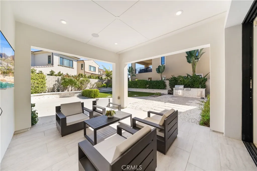 Additional image 44 of 57 Kite, Irvine, CA 92618