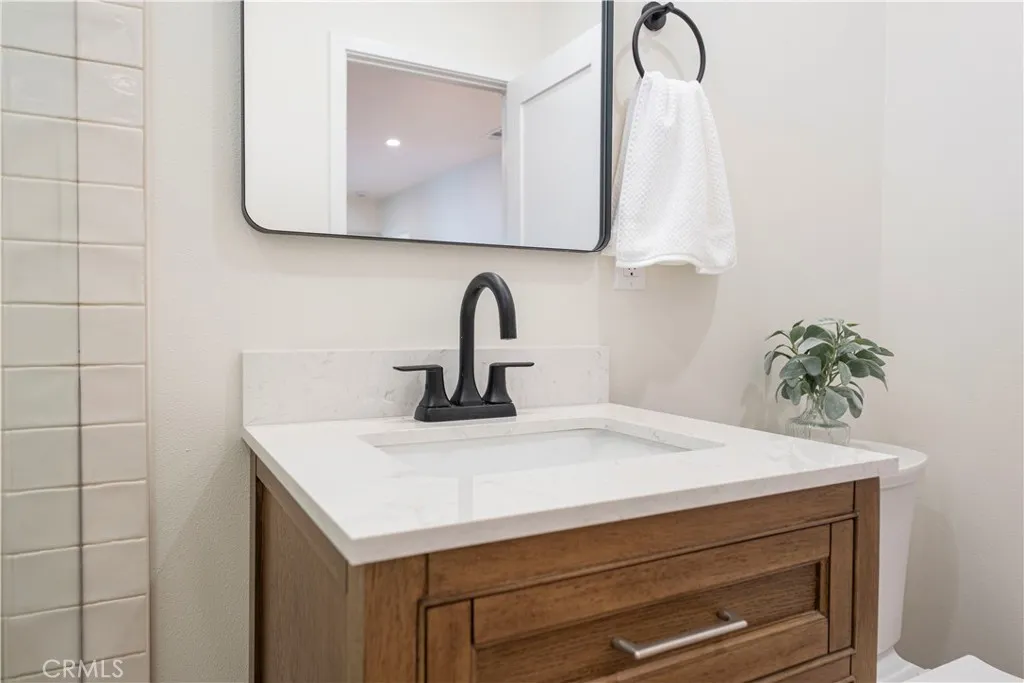 Additional image 39 of 5104 8th Avenue, Los Angeles, CA 90043