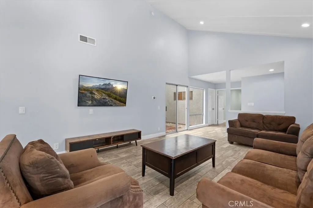 Additional image 10 of 6 Banyan Tree Ln, Irvine, CA 92612