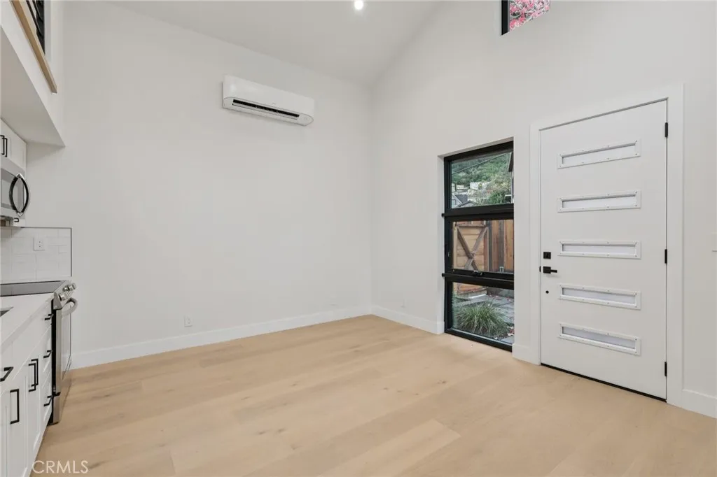 Additional image 122 of 526 Klamath Street, Brisbane, CA 94005