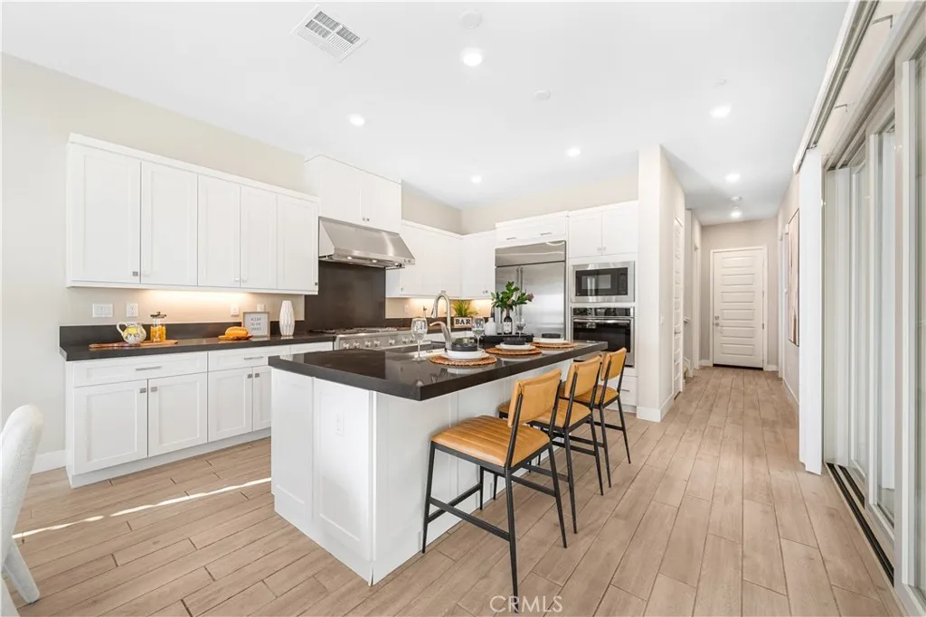 Additional image 86 of 151 Scale, Irvine, CA 92618