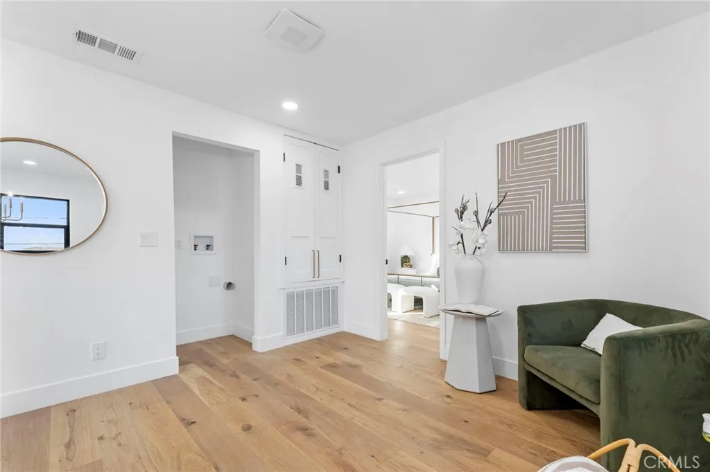 Additional image 21 of 5334 S Hillcrest Drive, Los Angeles, CA 90043