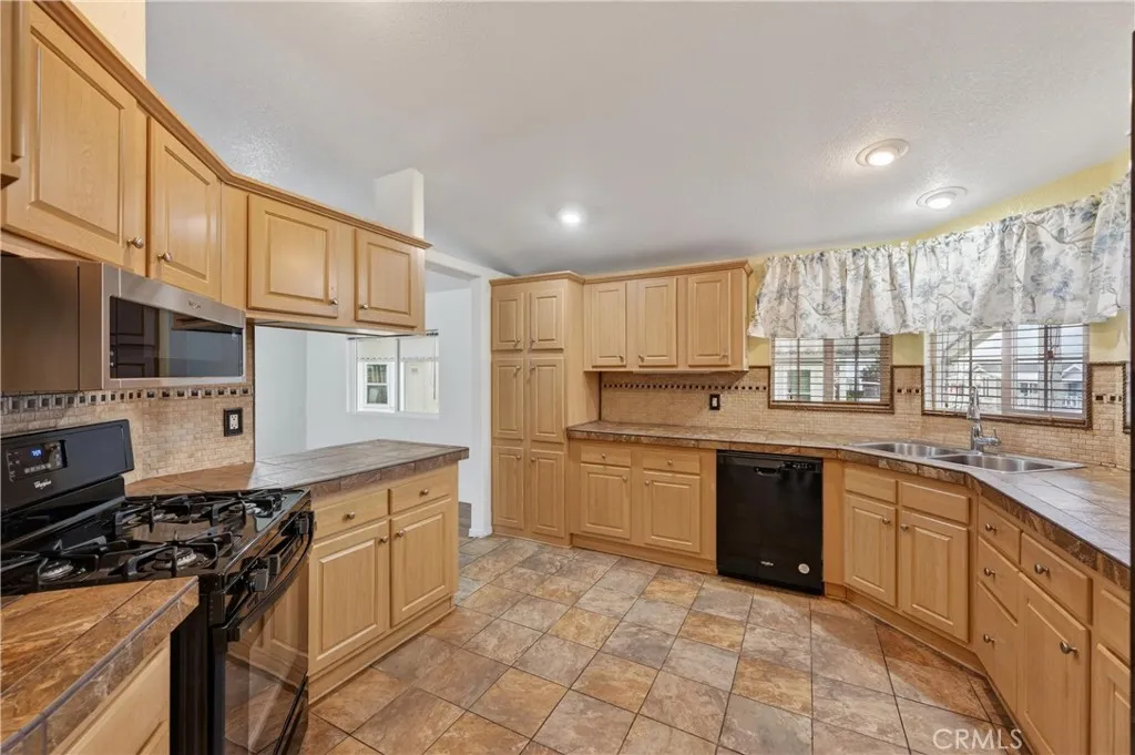 Additional image 21 of 12367 4th St Unit 66, Yucaipa, CA 92399