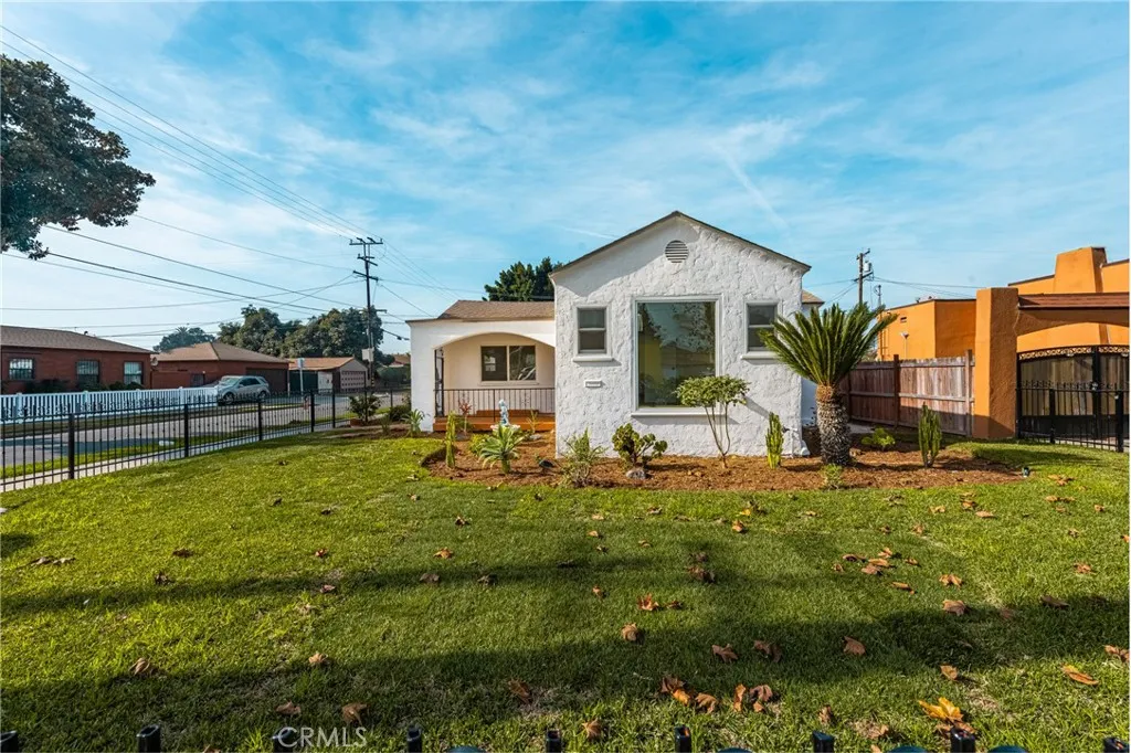 Additional image 3 of 621 S Burris Ave, Compton, CA 90221