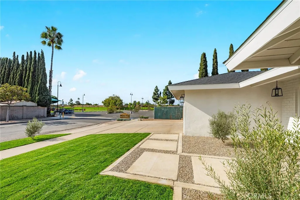 Additional image 78 of 2201 E Oakmont Ave, Orange, CA 92867