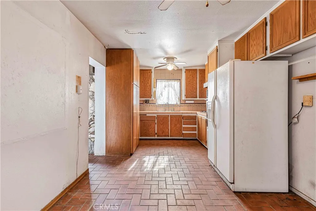 Additional image 7 of 725 S Flintridge Dr, Santa Ana, CA 92704