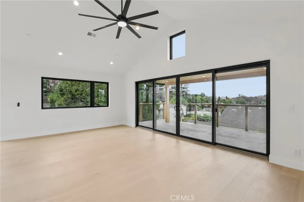 Additional image 86 of 526 Klamath Street, Brisbane, CA 94005