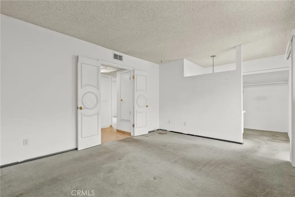 Additional image 63 of 29147 Lotusgarden Dr, Canyon Country, CA 91387