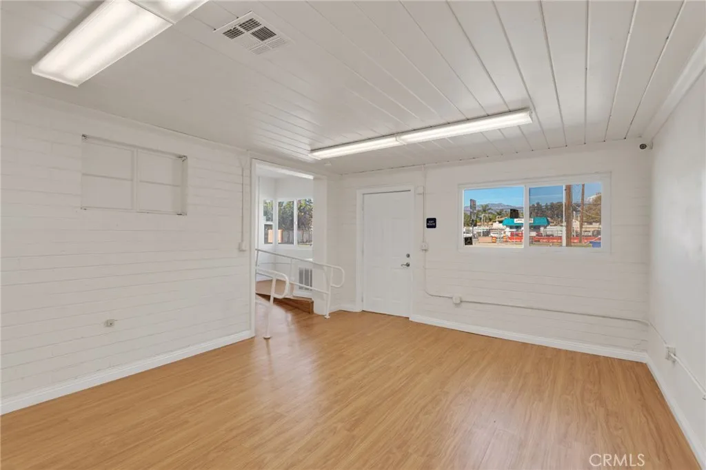 Additional image 76 of 943 W Holt Boulevard, Ontario, CA 91762