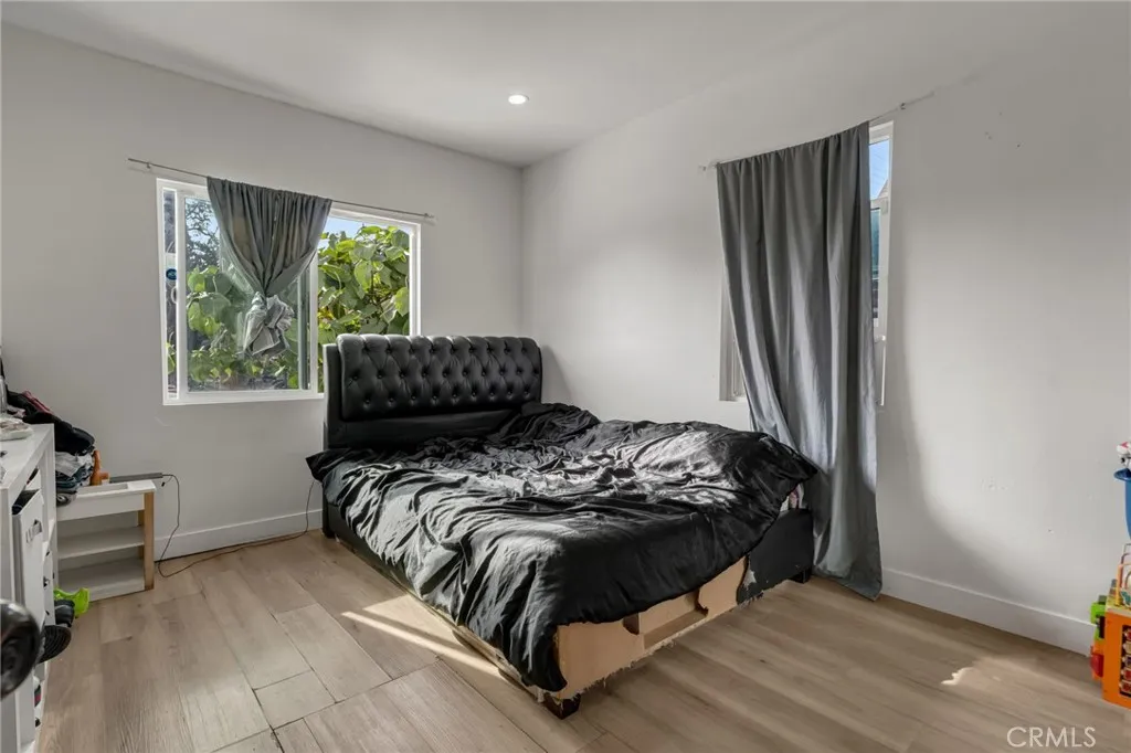 Additional image 75 of 827 E 97th St, Los Angeles, CA 90002