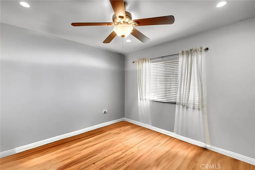 Additional image 8 of 1933 Glenoaks Boulevard Unit 127, San Fernando, CA 91340