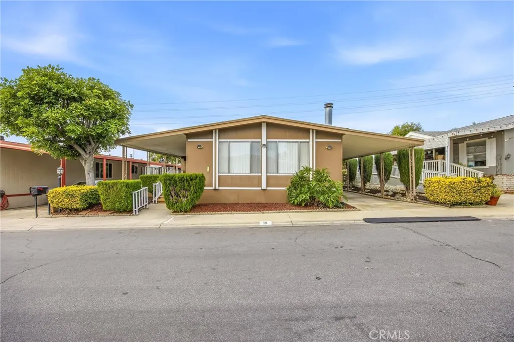 Additional image 40 of 929 E Foothill Boulevard Unit 15, Upland, CA 91786