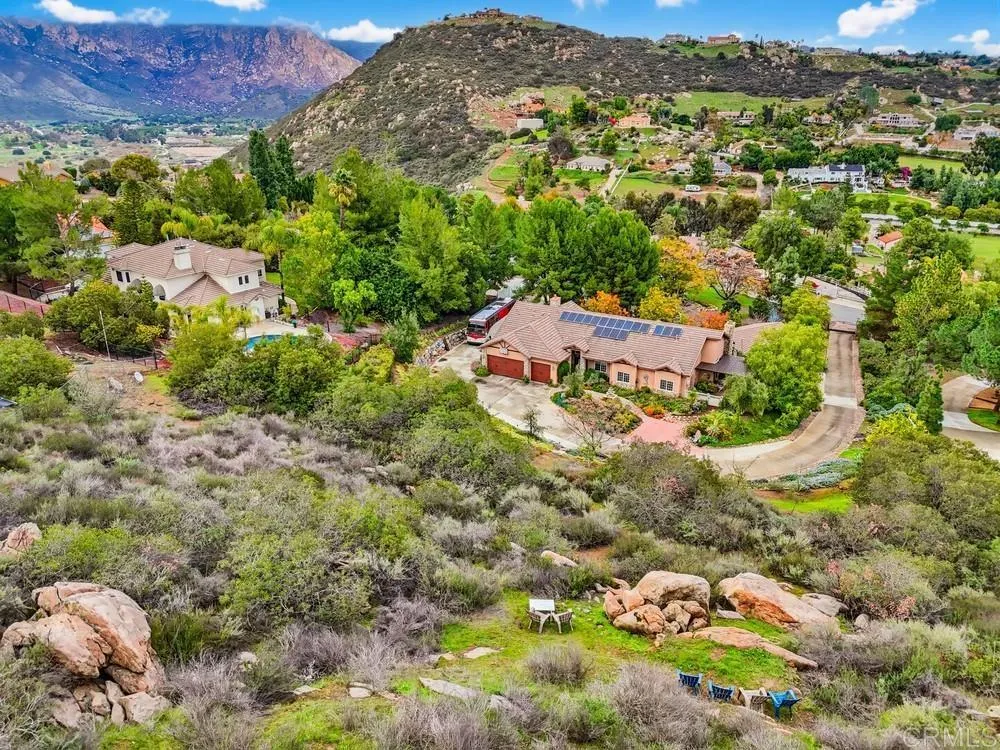 Additional image 135 of 10044 Silver Creek Ln, El Cajon, CA 92021