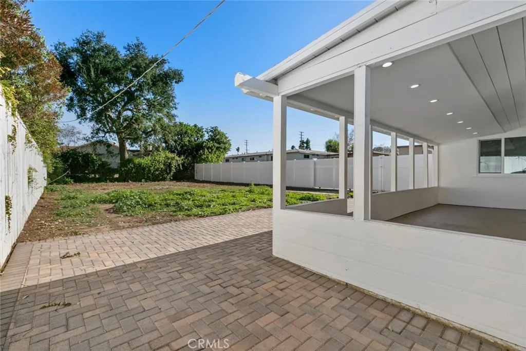 Additional image 32 of 6820 Encino Avenue, Van Nuys, CA 91406